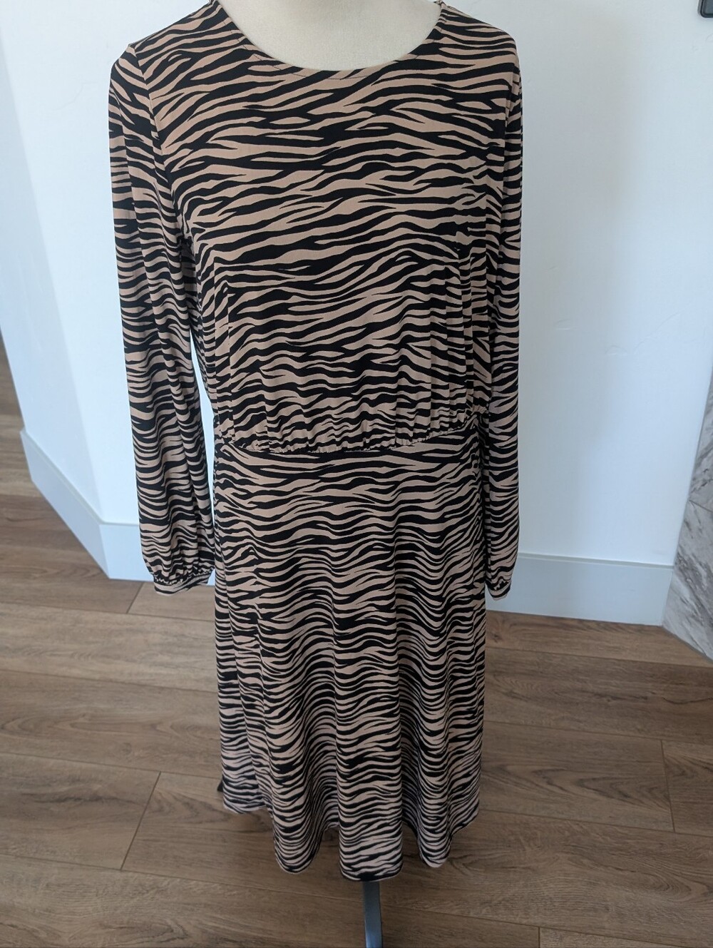 LOFT Tan and Black Zebra Print Long Sleeve Dress